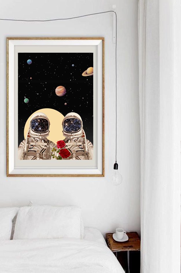En la periferia brillante de una galaxia mediana